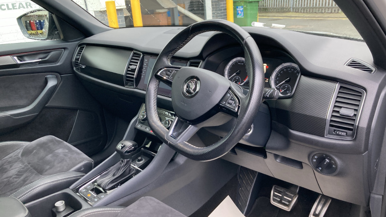 Skoda Kodiaq 2.0 TDI Sport Line 4x4 5dr DSG [7 Seat] Diesel Estate